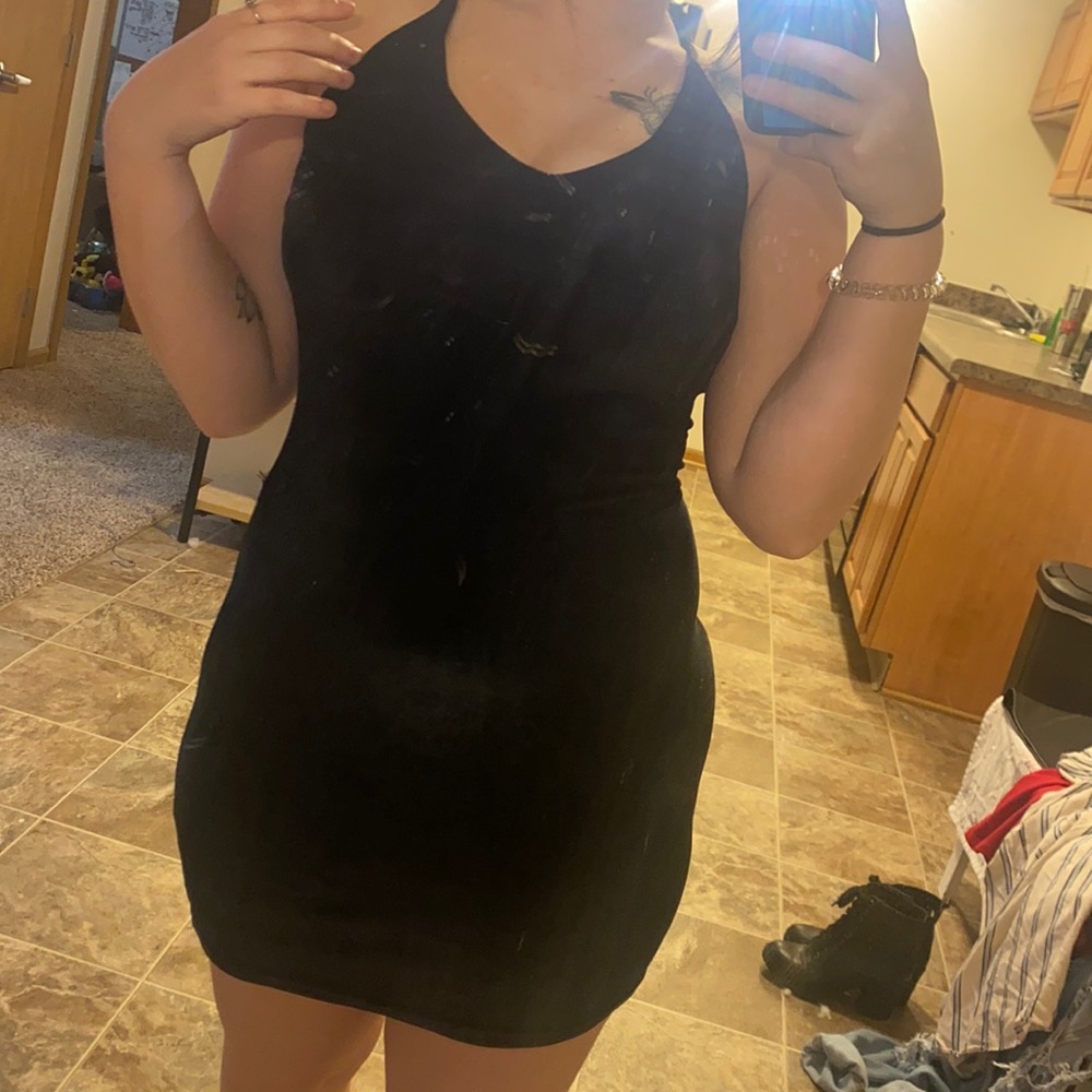 SUPER CUTE black velvet mini dress